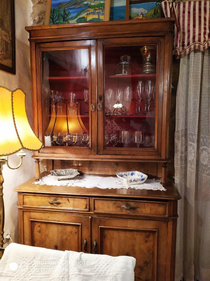 Villa Via Savoia Gourna Екстериор снимка